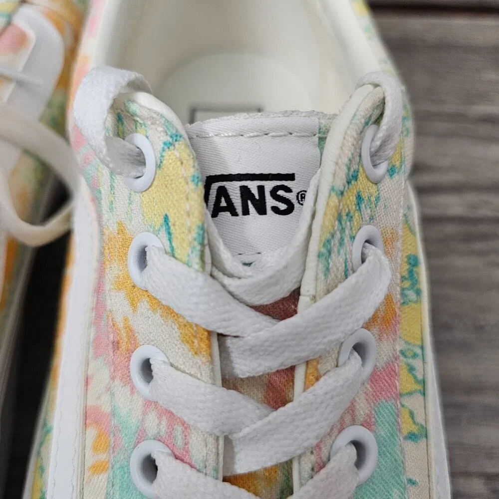 Vans Women's Ward Psychedelic Tie Dye Canvas Athletic Sneaker Shoes Size 9